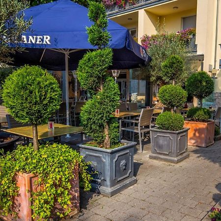 Süßen Hotel-Restaurant Zum Baeumle מראה חיצוני תמונה