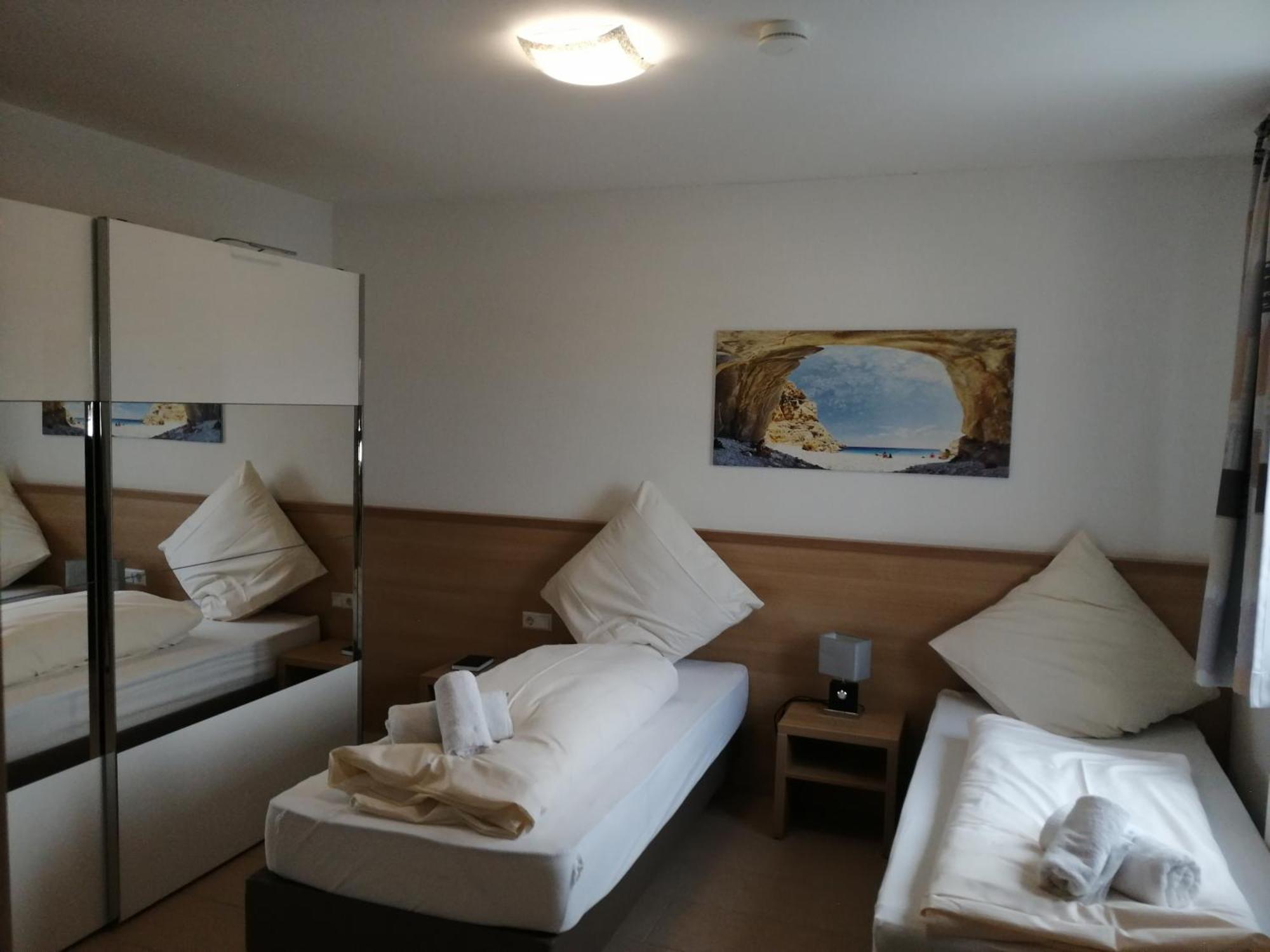 Süßen Hotel-Restaurant Zum Baeumle מראה חיצוני תמונה