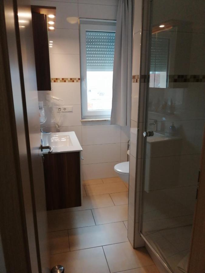 Süßen Hotel-Restaurant Zum Baeumle מראה חיצוני תמונה